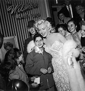 Image result for Ariana Grande Marilyn Monroe