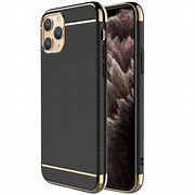 Image result for Black and Gold Iphne14 Case