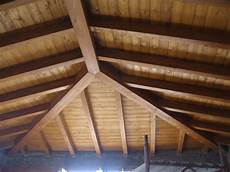 tetto a padiglione in legno copertura in legno casa unifamiliare tre emme service tetto a padiglione in legno copertura in legno casa unifamiliare tre emme service
