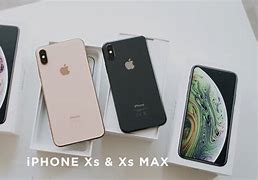 Image result for iphone xi gold vs space grey