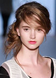 hair messy and bun hairstyle for the wow style hair messy and bun hairstyle for the wow style