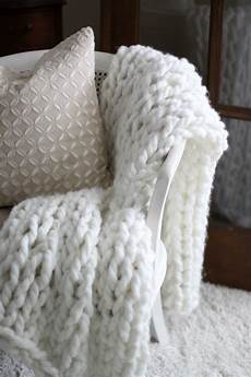 knit diy 8 diy chunky knit blanket tutorials the cottage market knit diy 8 diy chunky knit blanket tutorials the cottage market