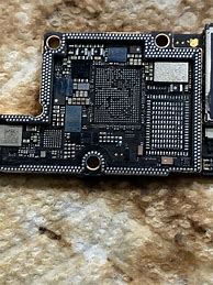 Image result for Motherboard Unlocked iPhone 11 vs iPhone X