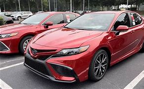 Image result for English for Toyota Camry XLE Hybrid 2018 Blue