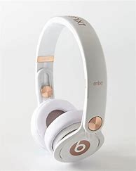 Image result for Rose Gold Beats On Girl