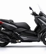 Image result for Yamaha X-Max 400 vs Majesty