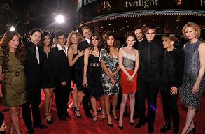 Image result for Twilight Movie Cast