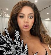Image result for Beyonce Makeup Gold