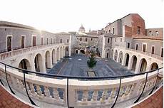 cortile platamone siciliamia net catania storica cortile platamone siciliamia net catania storica