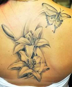 tatuaggio fiore e farfalla tatuaggi con fiori significato e 200 foto beautydea tatuaggio fiore e farfalla tatuaggi con fiori significato e 200 foto beautydea