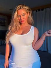 Image result for Curvy Women Photography