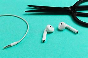 Image result for Air Pods Charge Case X-ray