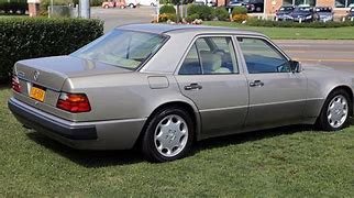 Image result for Mercedes Cabriot W 124