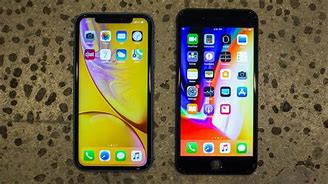 Image result for iPhone 8 iPhone SE Side by Side