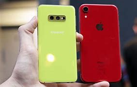 Image result for Samsung S10 V iPhone XR