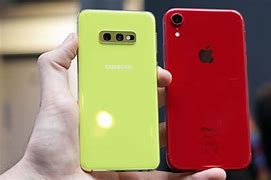 Image result for iPhone XR vs Samsung Galaxy S9