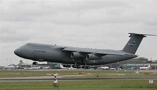 Image result for C-5 Galaxy vs C-17