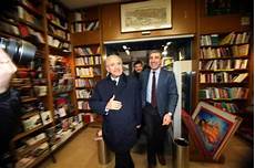 libreria guida portalba napoli guida alba quot ultimo giorno di vendita la libreria guida portalba napoli guida alba quot ultimo giorno di vendita la
