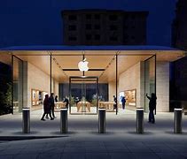 Image result for iPhone 1 Apple Store