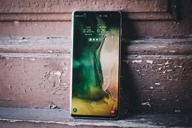 Image result for Samsung Galaxy S10 Speakerphone Issues