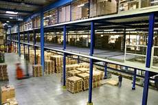 ufficio impiego fermo tecnostrutture armadi metallici spogliatoio sporco ufficio impiego fermo tecnostrutture armadi metallici spogliatoio sporco