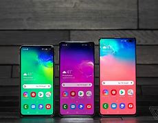 Image result for Samsung Galaxy S10 and S10e Difference