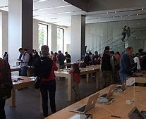 Image result for Apple Store Barcelo9na