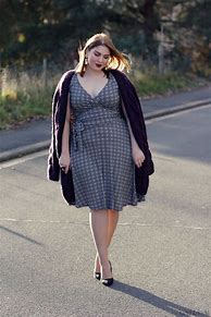 Image result for Plus Size Apple Body Shape Outfits