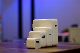 Image result for CES iPhone Fast Charge Merk