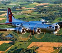 B-17 Flying Fortress 的图像结果