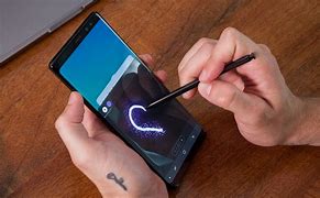 Image result for iPhone 7 vs Galaxy Note 8