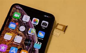 Image result for iPhone XR PowerShare