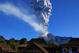 Image result for Bencana Gunung Meletus