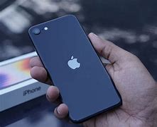 Image result for iPhone SE 2022 Front Camera Location