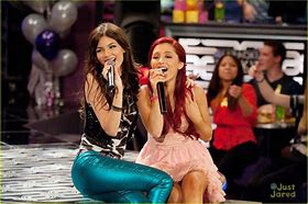 Image result for Victoria Justice and Ariana Grande Victorious