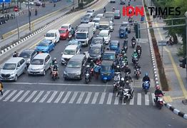 Image result for Gambar Kendaraan Di Jalanan