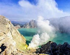 卡瓦伊真火山  的图像结果