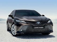 Image result for 2019 Toyota Camry SE vs XSE