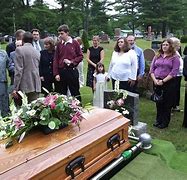 funeral に対する画像結果