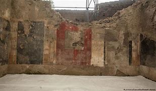 Image result for Pompeii Kissing Statue Real