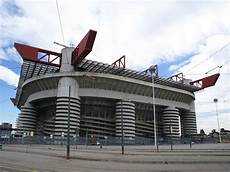 ingresso 7 stadio san siro notte allo stadio meazza san siro di il 25 ingresso 7 stadio san siro notte allo stadio meazza san siro di il 25