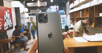 Image result for iPhone 11 Pro AMOLED Wallpaper