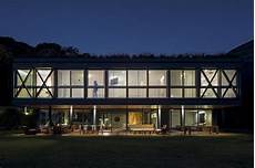 liamento casa con veranda jg house miguel pinto guimar 227 es arquitetos associados liamento casa con veranda jg house miguel pinto guimar 227 es arquitetos associados