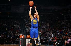 Image result for Steph Curry 3s