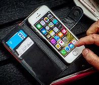 Image result for iPhone 13 Rojo Product