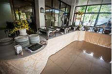 come preparare il tavolo come decorare il tavolo per un buffet 5 passaggi come preparare il tavolo come decorare il tavolo per un buffet 5 passaggi