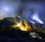 卡瓦伊真火山  的图像结果