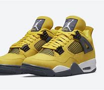 Image result for Black 4S with Gold Lips