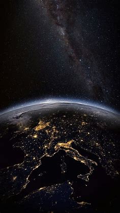 Earth iPhone Wallpapers (23+ images) - WallpaperBoat