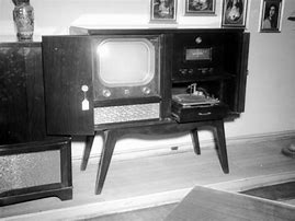 Image result for TV Magnavox 20MF500T
